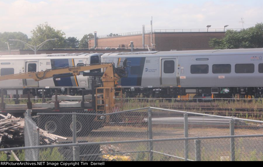 LI 9001
